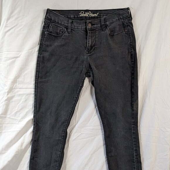 OLD NAVY SWEET HEART WOMEN'S JEANS BLACK SIZE 6 EVERY DAY WEAR ZIPPER FLY WOMAN - Picture 1 of 16